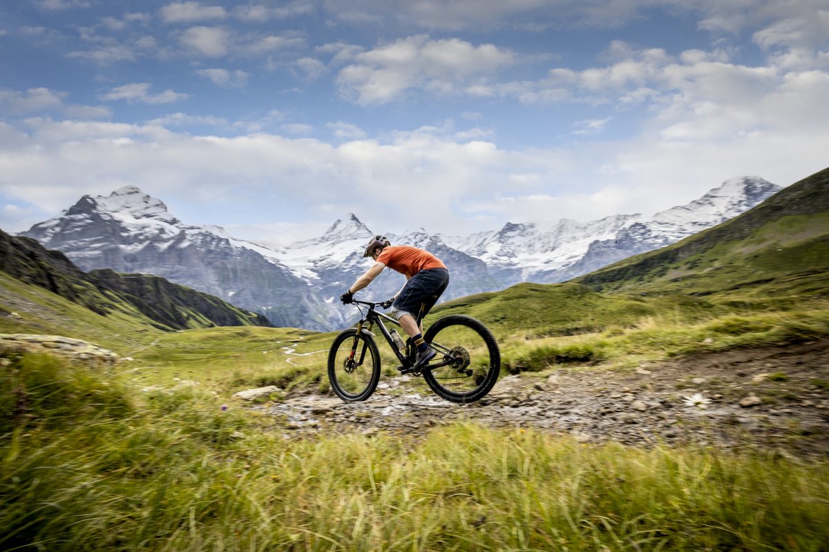 Biken auf First
